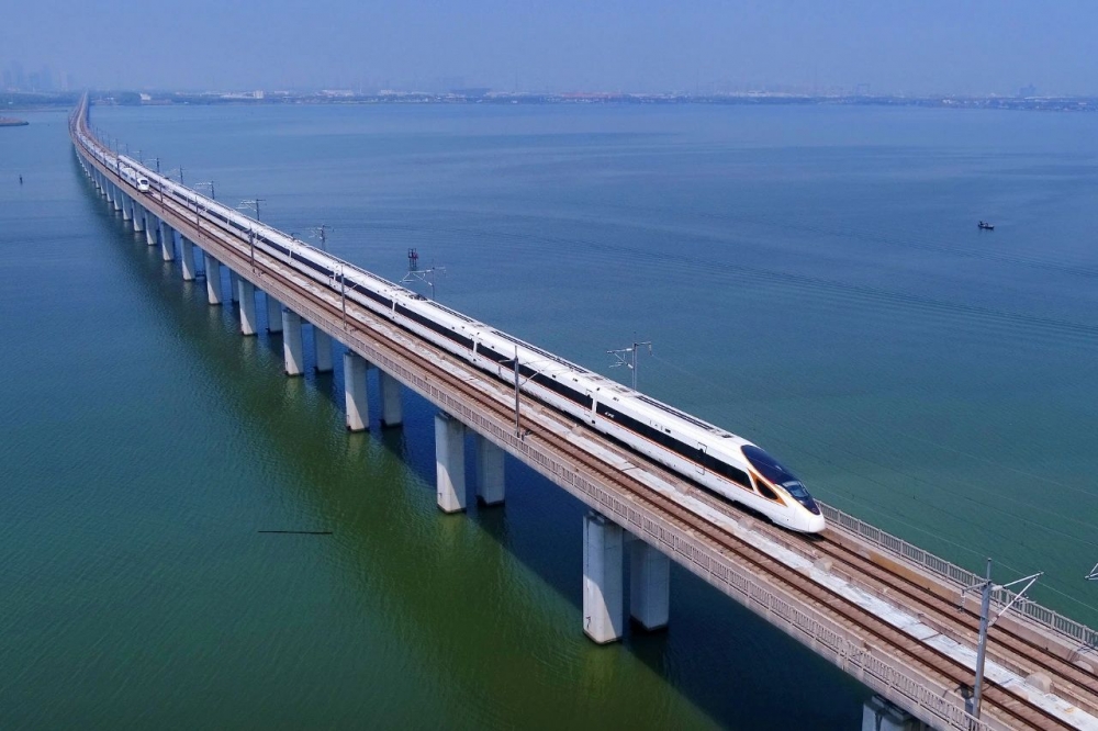 巨龍乘風——“數說”中國標準動車組十年